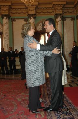 El Presidente y Vicepresidente reciben saludos de a&ntilde;o nuevo