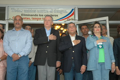 Poder Ejecutivo, Ayuntamiento y Salud P&uacute;blica inician jornada contra dengue