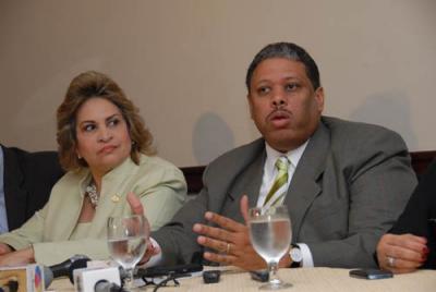 Consultan dirigencia Barrio 24 de Abril sobre proceso de unidad PRSC